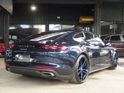 ポルシェ&nbsp;パナメーラ&nbsp;正規ディーラー車　社外22インチアルミ　エアサス　LEDヘッドライト　ポルシェエントリドライブ&nbsp;中古車