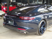 ポルシェ&nbsp;パナメーラ&nbsp;正規ディーラー車　社外22インチアルミ　エアサス　LEDヘッドライト　ポルシェエントリドライブ&nbsp;中古車