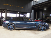 ポルシェ&nbsp;パナメーラ&nbsp;正規ディーラー車　社外22インチアルミ　エアサス　LEDヘッドライト　ポルシェエントリドライブ&nbsp;中古車