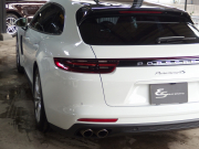 ポルシェ&nbsp;パナメーラ スポーツツーリスモ&nbsp;4S 正規ディーラー車 純正19インチアルミ エアサス LEDヘッドライト パノラマルーフ&nbsp;中古車