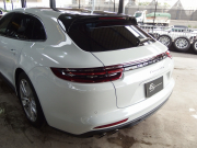 ポルシェ&nbsp;パナメーラ スポーツツーリスモ&nbsp;4S 正規ディーラー車 純正19インチアルミ エアサス LEDヘッドライト パノラマルーフ&nbsp;中古車