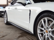 ポルシェ&nbsp;パナメーラ スポーツツーリスモ&nbsp;4S 正規ディーラー車 純正19インチアルミ エアサス LEDヘッドライト パノラマルーフ&nbsp;中古車