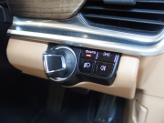 ポルシェ&nbsp;パナメーラ スポーツツーリスモ&nbsp;4S 正規ディーラー車 純正19インチアルミ エアサス LEDヘッドライト パノラマルーフ&nbsp;中古車