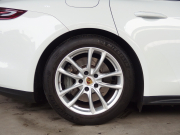 ポルシェ&nbsp;パナメーラ スポーツツーリスモ&nbsp;4S 正規ディーラー車 純正19インチアルミ エアサス LEDヘッドライト パノラマルーフ&nbsp;中古車