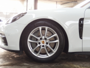 ポルシェ&nbsp;パナメーラ スポーツツーリスモ&nbsp;4S 正規ディーラー車 純正19インチアルミ エアサス LEDヘッドライト パノラマルーフ&nbsp;中古車