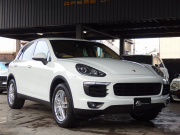 ポルシェ&nbsp;カイエン&nbsp;S　スポーツクロノPKG　ポルシェエントリドライブ　シートヒーター　BOSE&nbsp;中古車