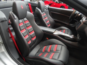 フェラーリ&nbsp;カリフォルニア&nbsp;F1　DCT　正規ディーラー車　左ハンドル　マットブラックフルラッピング　20インチアルミ　&nbsp;中古車