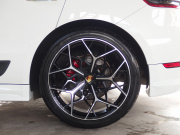 ポルシェ&nbsp;マカン&nbsp;S　正規ディーラー車　EUR-GTエアロ　ESダウンサス　ES22インチアルミホイール　スポクロPKG&nbsp;中古車