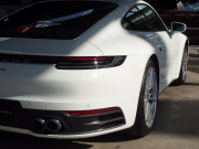 ポルシェ 911(Type992) カレラ　正規ディーラー車　右ハンドル　スポーツクロノPKG　BOSE　スポーツテールパイプ 中古車