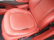 アストンマーティン&nbsp;DBX&nbsp;正規ディーラー車　右ハンドル&nbsp;中古車