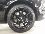 アストンマーティン&nbsp;DBX&nbsp;正規ディーラー車　右ハンドル&nbsp;中古車