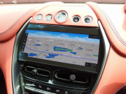 アストンマーティン&nbsp;DBX&nbsp;正規ディーラー車　右ハンドル&nbsp;中古車