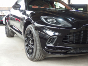 アストンマーティン&nbsp;DBX&nbsp;正規ディーラー車　右ハンドル&nbsp;中古車