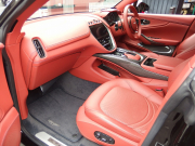 アストンマーティン&nbsp;DBX&nbsp;正規ディーラー車　右ハンドル&nbsp;中古車