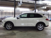 ポルシェ&nbsp;カイエン&nbsp;S　正規ディーラー車　右ハンドル　&nbsp;中古車