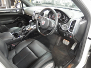 ポルシェ&nbsp;カイエン&nbsp;S　正規ディーラー車　右ハンドル　&nbsp;中古車