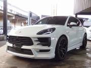 ポルシェ&nbsp;マカン&nbsp;S　正規ディーラー車　右ハンドル　EUR-GTエアロキット&nbsp;中古車
