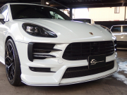 ポルシェ&nbsp;マカン&nbsp;S　正規ディーラー車　右ハンドル　EUR-GTエアロキット&nbsp;中古車