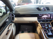 ポルシェ カイエンクーペ 正規ディーラー車　右ハンドル　2020yモデル 中古車