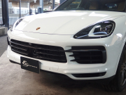 ポルシェ カイエンクーペ 正規ディーラー車　右ハンドル　2020yモデル 中古車