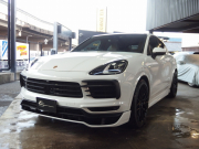 ポルシェ&nbsp;カイエンクーペ&nbsp;正規ディーラー車　EUR-GTエアロ　ESダウンサス　22インチアルミホイール　右ハンドル　2020yモデル&nbsp;中古車