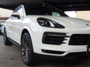 ポルシェ カイエンクーペ 正規ディーラー車　右ハンドル　2020yモデル 中古車