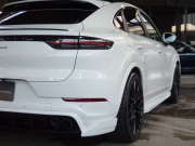 ポルシェ&nbsp;カイエンクーペ&nbsp;正規ディーラー車　EUR-GTエアロ　ESダウンサス　22インチアルミホイール　右ハンドル　2020yモデル&nbsp;中古車