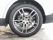 ポルシェ カイエンクーペ 正規ディーラー車　右ハンドル　2020yモデル 中古車