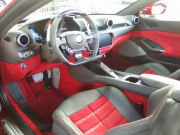 フェラーリ ポルトフィーノ 正規ディーラー車　左ハンドル　F1　DCT 中古車