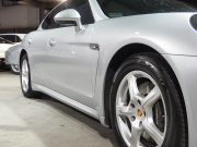 ポルシェ&nbsp;パナメーラ&nbsp;正規ディーラー車　右ハンドル　PDK&nbsp;中古車