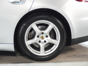 ポルシェ&nbsp;パナメーラ&nbsp;正規ディーラー車　右ハンドル　PDK&nbsp;中古車