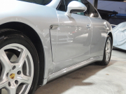 ポルシェ&nbsp;パナメーラ&nbsp;正規ディーラー車　右ハンドル　PDK&nbsp;中古車