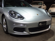 ポルシェ&nbsp;パナメーラ&nbsp;正規ディーラー車　右ハンドル　PDK&nbsp;中古車