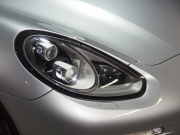 ポルシェ&nbsp;パナメーラ&nbsp;正規ディーラー車　右ハンドル　PDK&nbsp;中古車