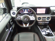 メルセデスベンツ Gクラス G400d　正規ディーラー車　左ハンドル 中古車