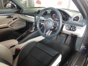 ポルシェ&nbsp;718 ケイマン&nbsp;PDK　正規ディーラー車　右ハンドル&nbsp;中古車