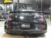 ポルシェ&nbsp;718 ケイマン&nbsp;PDK　正規ディーラー車　右ハンドル　EUR-GTRワイドボディ&nbsp;中古車