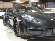 ポルシェ&nbsp;718 ケイマン&nbsp;PDK　正規ディーラー車　右ハンドル　EUR-GTRワイドボディ&nbsp;中古車