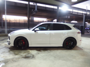 ポルシェ&nbsp;カイエン&nbsp;正規ディーラー車　右ハンドル　EUR-GTエアロ&nbsp;中古車