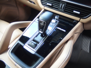 ポルシェ&nbsp;カイエン&nbsp;正規ディーラー車　右ハンドル　EUR-GTエアロ&nbsp;中古車