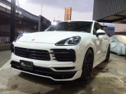 ポルシェ&nbsp;カイエン&nbsp;正規ディーラー車　右ハンドル　EUR-GTエアロ&nbsp;中古車