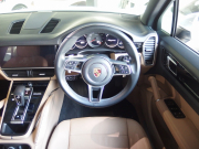 ポルシェ&nbsp;カイエン&nbsp;2019yモデル　正規ディーラー車　右ハンドル&nbsp;中古車