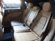 ポルシェ&nbsp;カイエン&nbsp;2019yモデル　正規ディーラー車　右ハンドル&nbsp;中古車