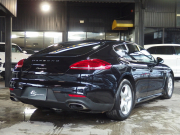 ポルシェ&nbsp;パナメーラ&nbsp;PDK　正規ディーラー車　右ハンドル&nbsp;中古車