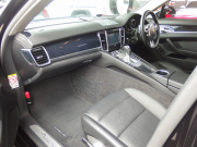 ポルシェ&nbsp;パナメーラ&nbsp;PDK　正規ディーラー車　右ハンドル&nbsp;中古車