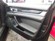 ポルシェ&nbsp;パナメーラ&nbsp;PDK　正規ディーラー車　右ハンドル&nbsp;中古車