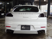 ポルシェ&nbsp;パナメーラ&nbsp;正規ディーラー車　2015yモデル　右ハンドル　EUR-GTエアロ　ES22インチアルミ　ESローダウンサス&nbsp;中古車