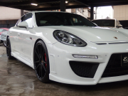ポルシェ&nbsp;パナメーラ&nbsp;正規ディーラー車　2015yモデル　右ハンドル　EUR-GTエアロ　ES22インチアルミ　ESローダウンサス&nbsp;中古車