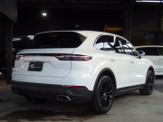 ポルシェ&nbsp;カイエン&nbsp;2019yモデル　正規ディーラー車　右ハンドル&nbsp;中古車