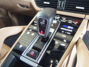 ポルシェ&nbsp;カイエン&nbsp;2019yモデル　正規ディーラー車　右ハンドル&nbsp;中古車